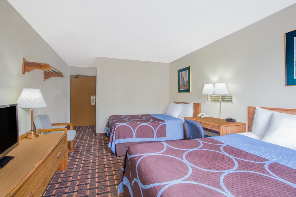 Super 8 By Wyndham Douglas Extérieur photo